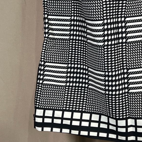 Anne Klein Size 10 Faux Leather Checked Houndstooth Mini Skirt Zipper Detail - Picture 7 of 14